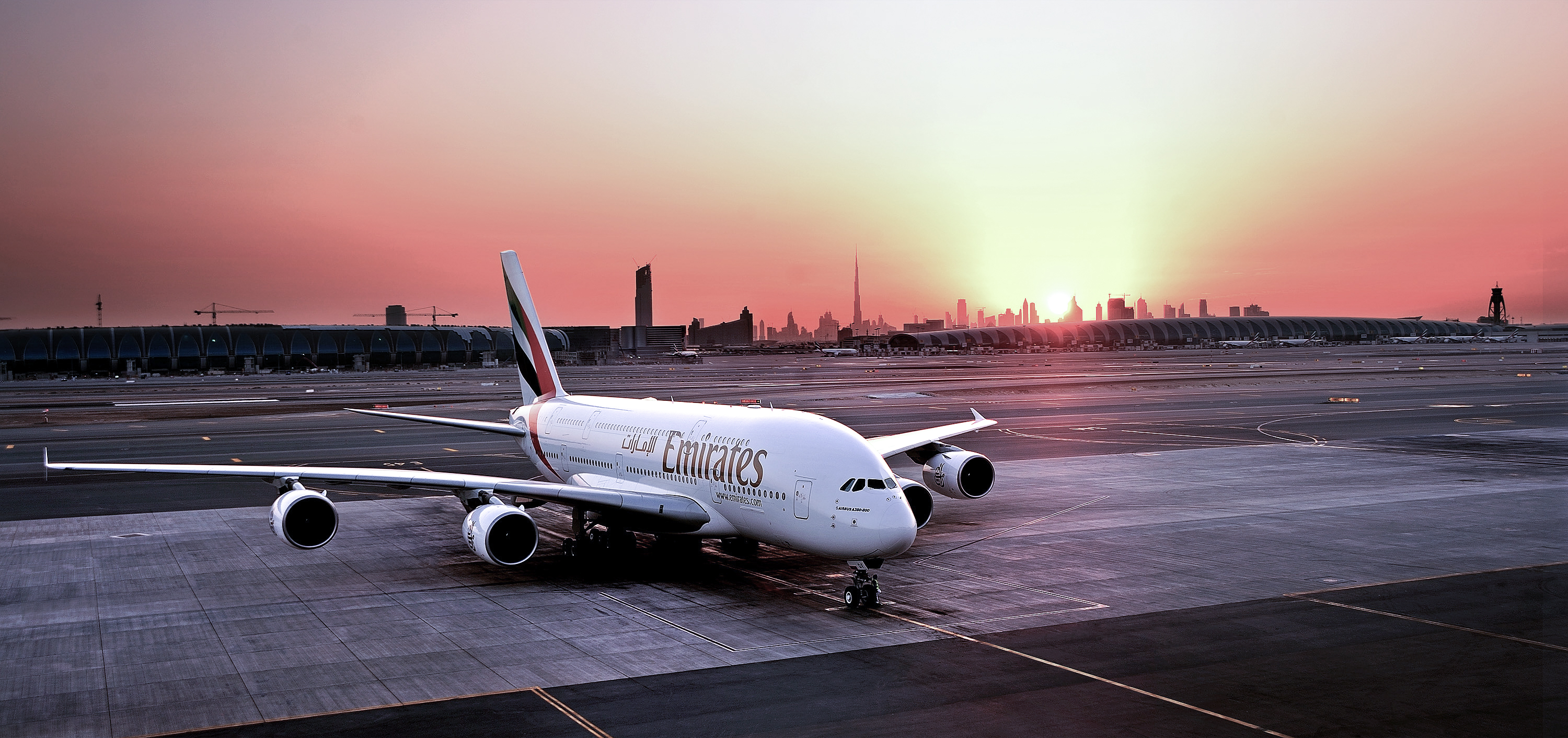 Тарифы на услугу Emirates Companion в первом и бизнес-классе действительны до 12 ноября 2019 года