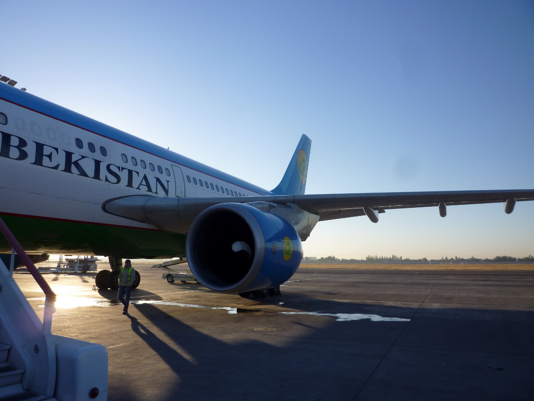 Скидки на авиабилеты до 50% от«Узбекистон хаво йуллари»